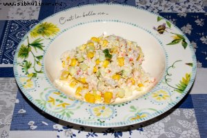 Салат из крабовых палочек с кукурузой