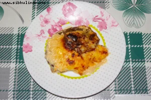 Баклажаны, запеченные с сыром