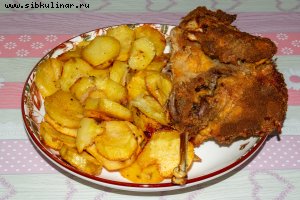 Курица, запеченная с картошкой в духовке