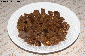 Сухарики чесночные