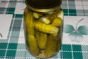 Консервированные огурцы