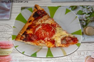 Пицца с колбасой (2)