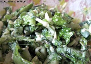 Салат из петрушки с луком