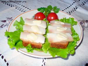Бутерброд с салом (2)
