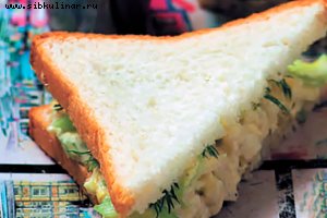 Английский сэндвич с яичным салатом