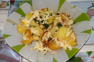 Жареный картофель с яйцами