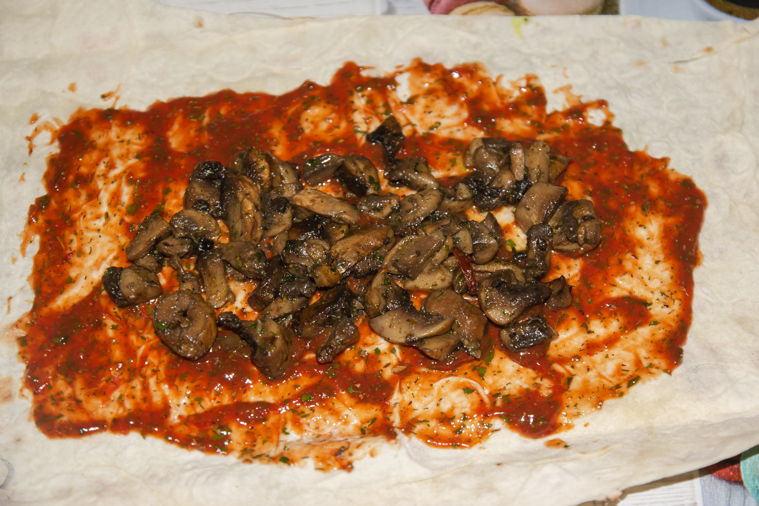 грибы выложенные на лаваш по рецепту Лаваш с копченой курицей и грибами 