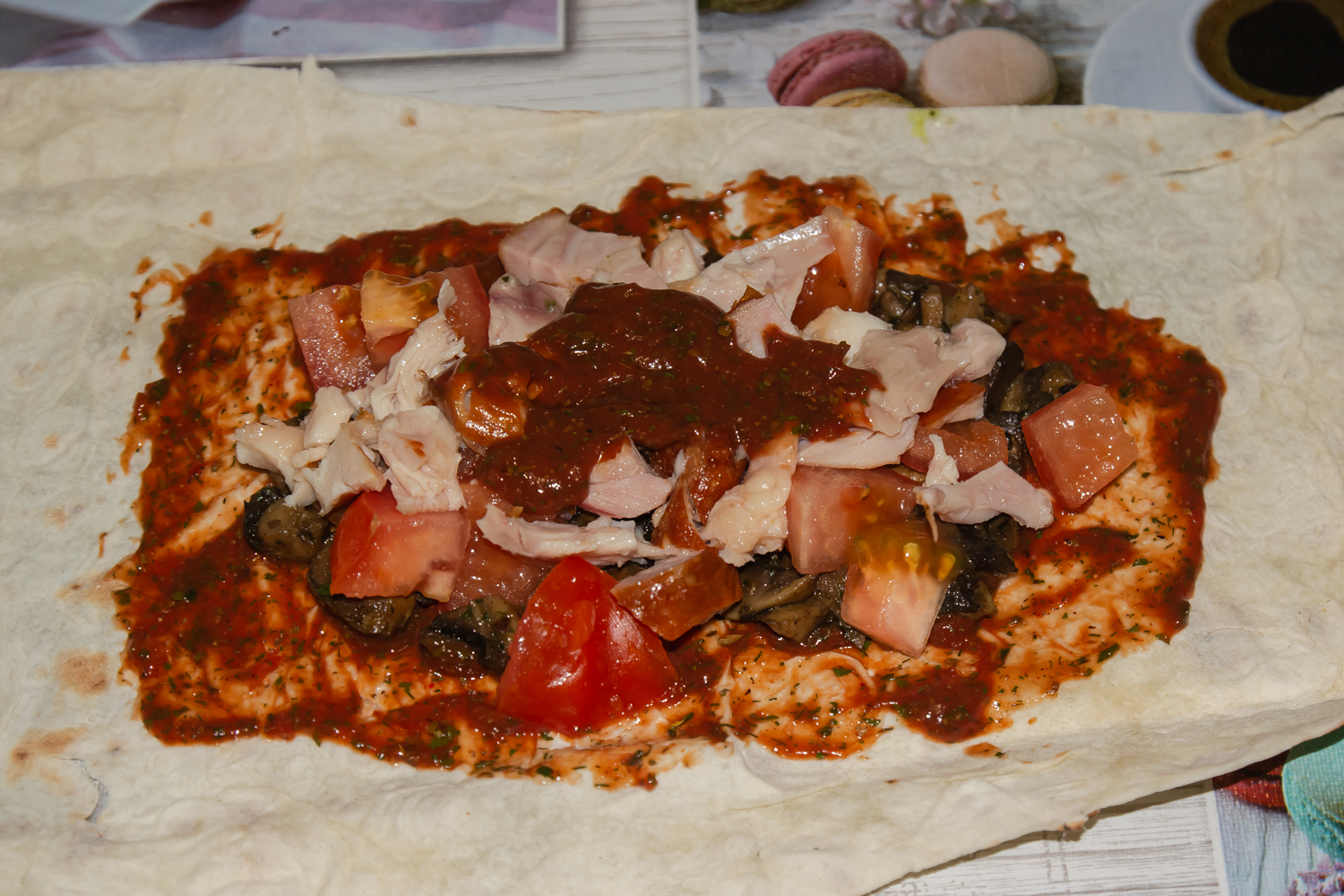 продукты выложенные на лаваш по рецепту Лаваш с копченой курицей и грибами 