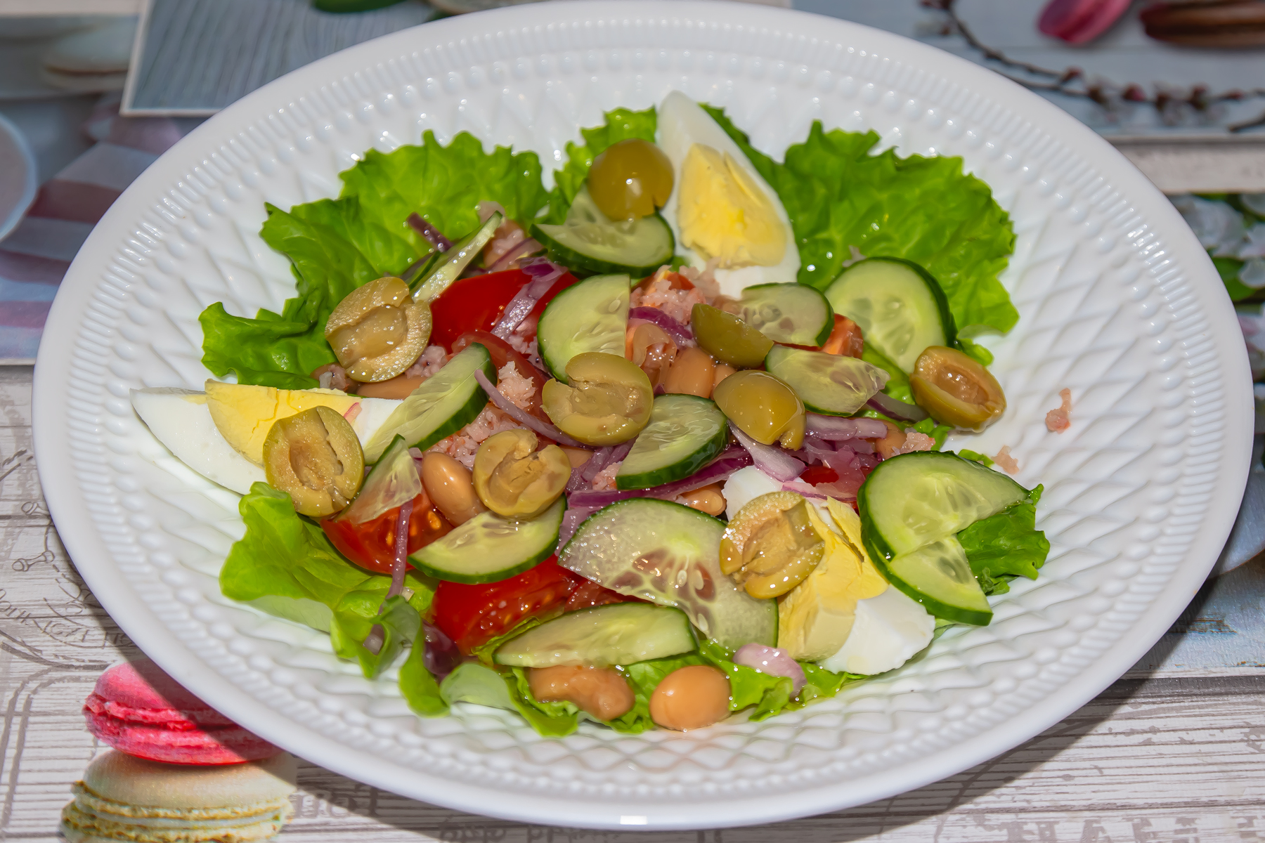 Салат с мясом криля аля нисуаз