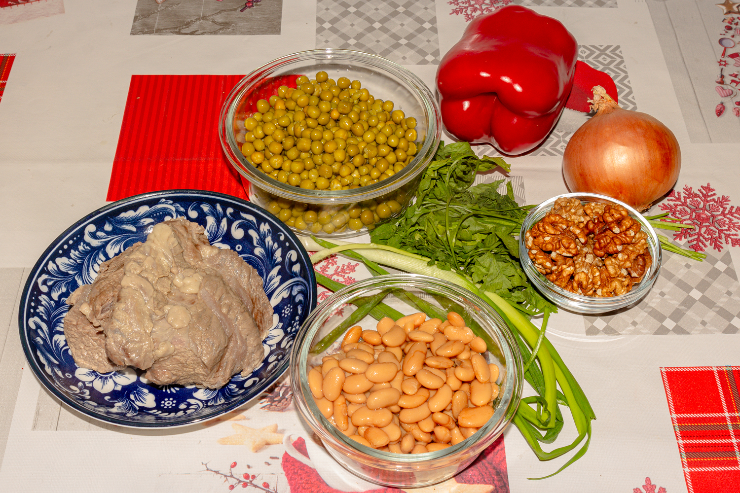 продукты для рецепта Салат Тбилиси