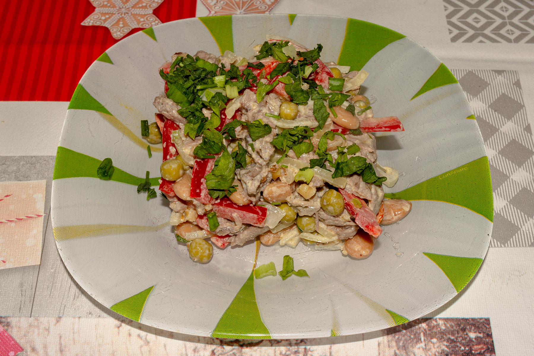 Салат "Тбилиси" 