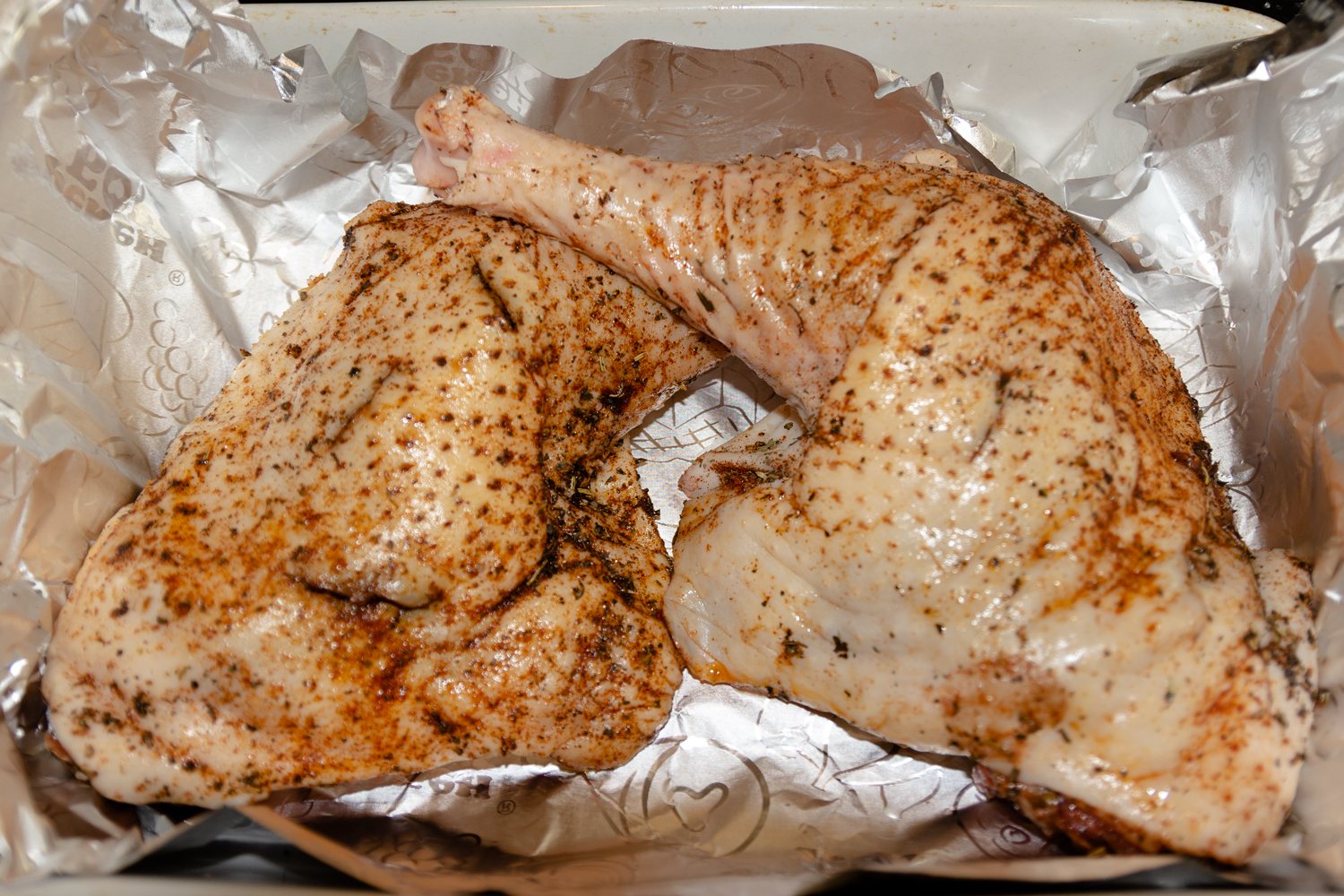 замаринованные голени по рецепту Голени индейки с чесноком запеченные в фольге