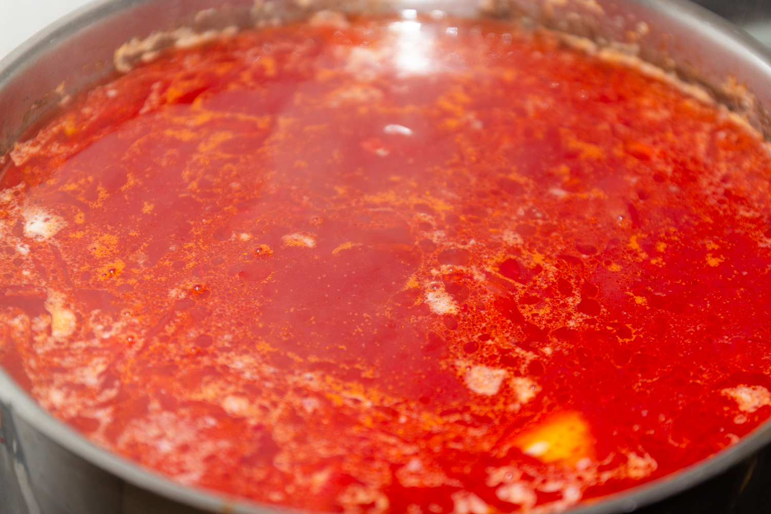 готовый суп по рецепту Борщ с квашеной капустой свеклой и курицей 