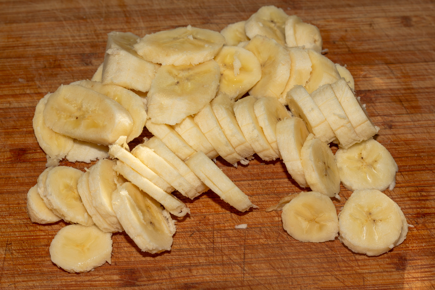 нарезанные бананы по рецепту Торт Банановый каприз