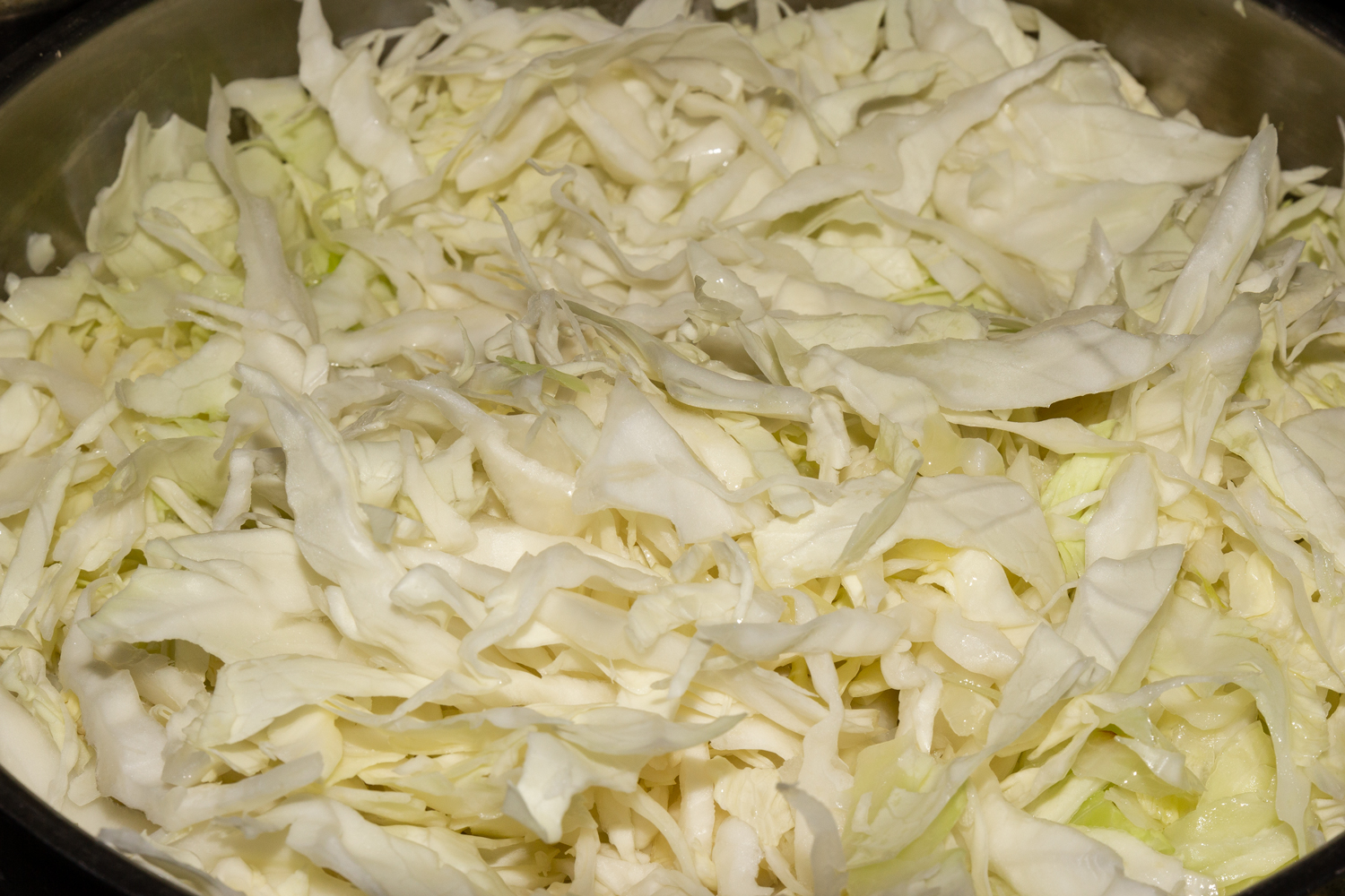 капусту нашинкуйте по рецепту Тушеная капуста капуста нашинкованная по рецепту Тушеная капуста