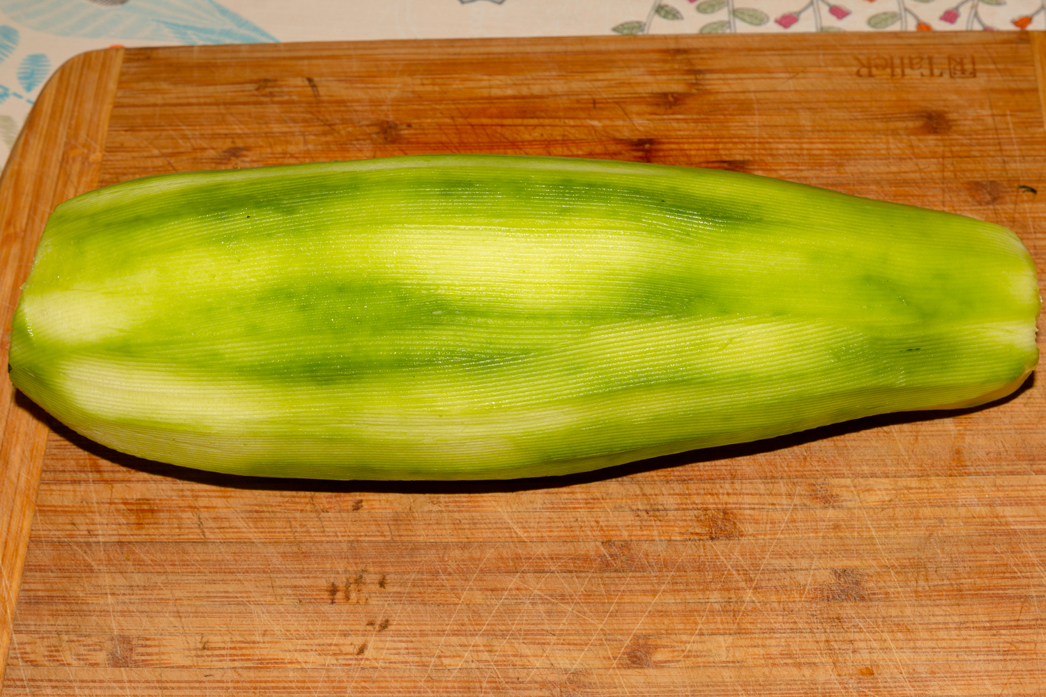 очищенный кабачок по рецепту Наггетсы из кабачков в хрустящей панировке