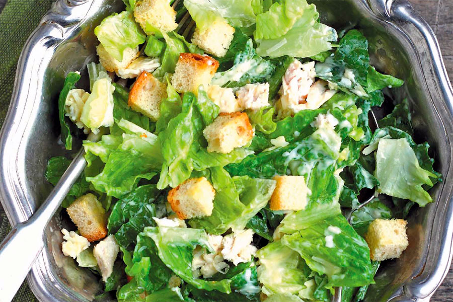 Салат "Цезарь" с курицей (2)