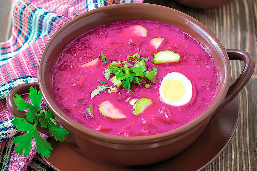 Свекольник с яйцами