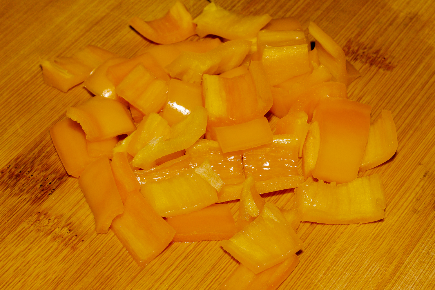 нарезанный перец по рецепту Традиционный греческий салат