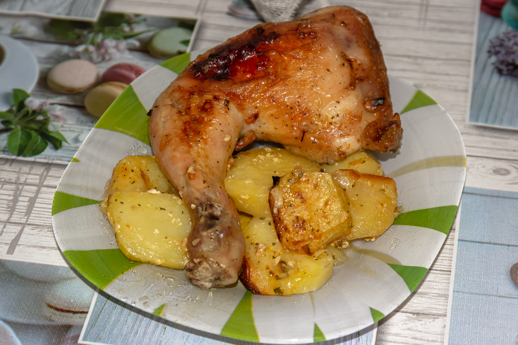 Быстрый куриный окорочок с картошкой