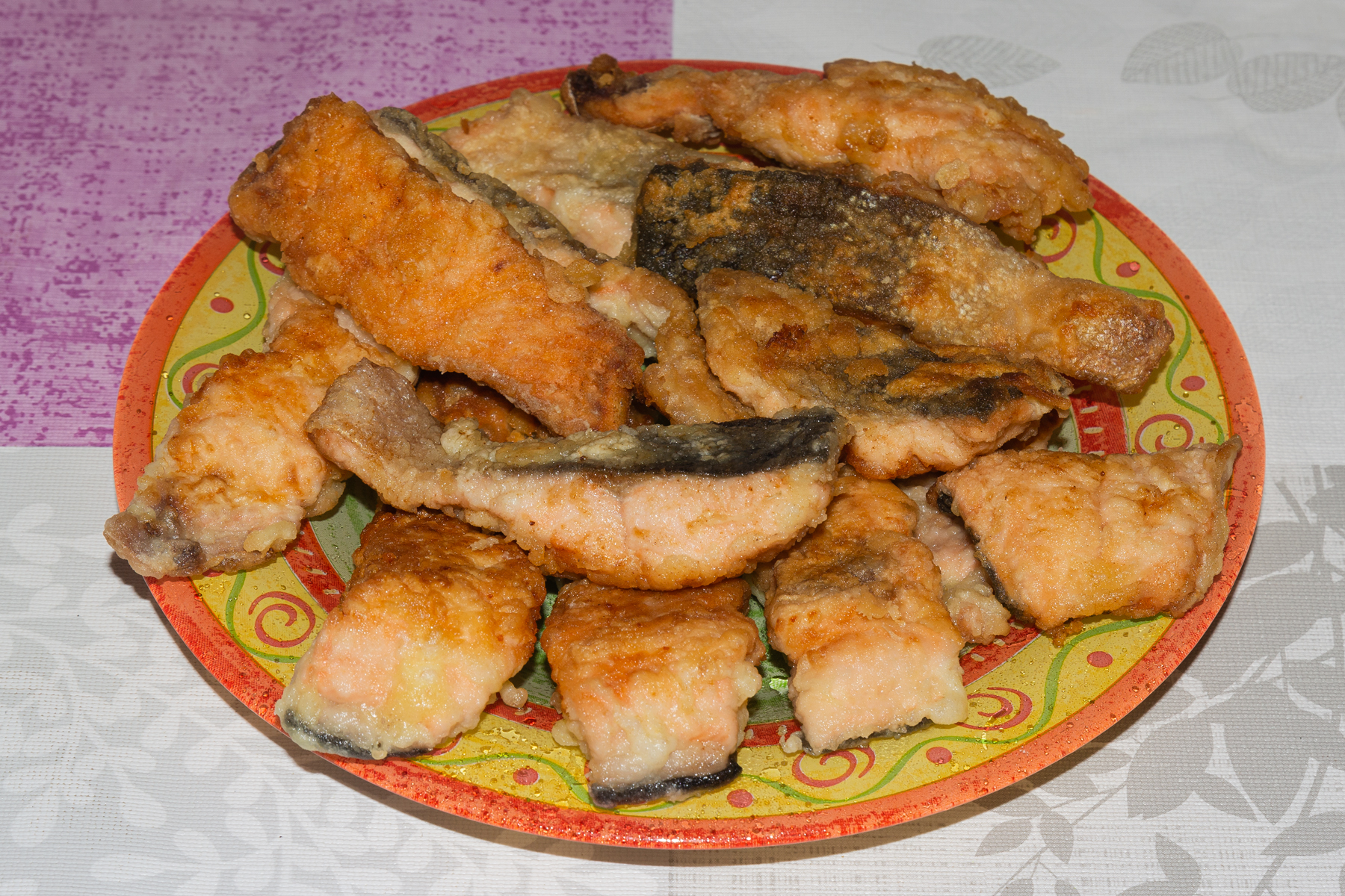 Горбуша жареная в муке