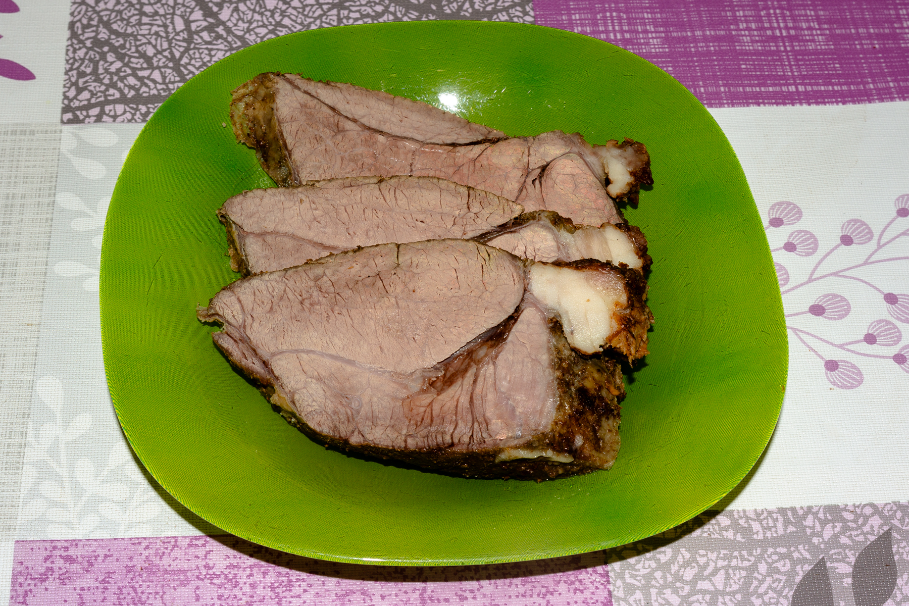 Говядина куском в фольге