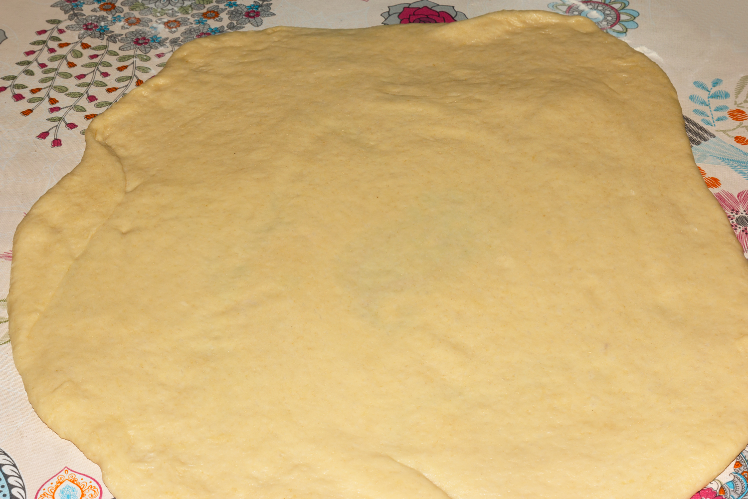 тесто раскатайте по рецепту Булочки с корицей раскатанное тесто по рецепту Булочки с корицей