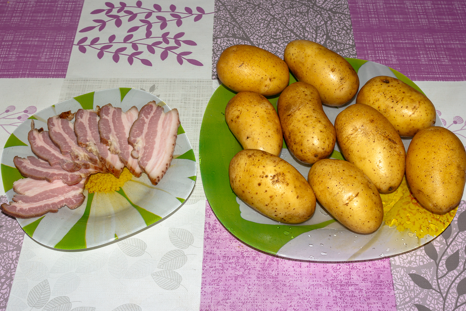 ингредиенты для рецепта Картошка с беконом на шампурах на мангале продукты для рецепта Картошка с беконом на шампурах на мангале