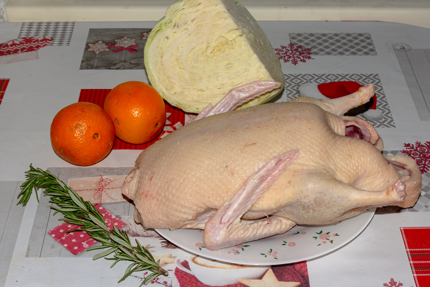 ингредиенты для рецепта Утка с розмарином и апельсинами продукты для рецепта Утка с розмарином и апельсинами