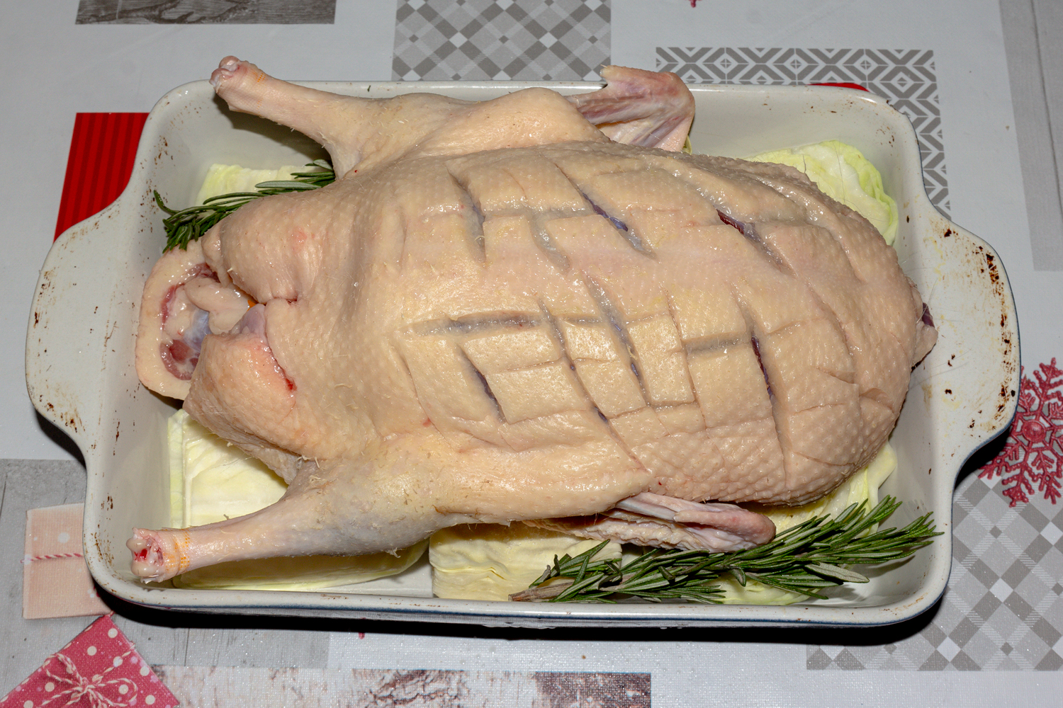 утку выложите на капусту по рецепту Утка с розмарином и апельсинами выложенная утка по рецепту Утка с розмарином и апельсинами