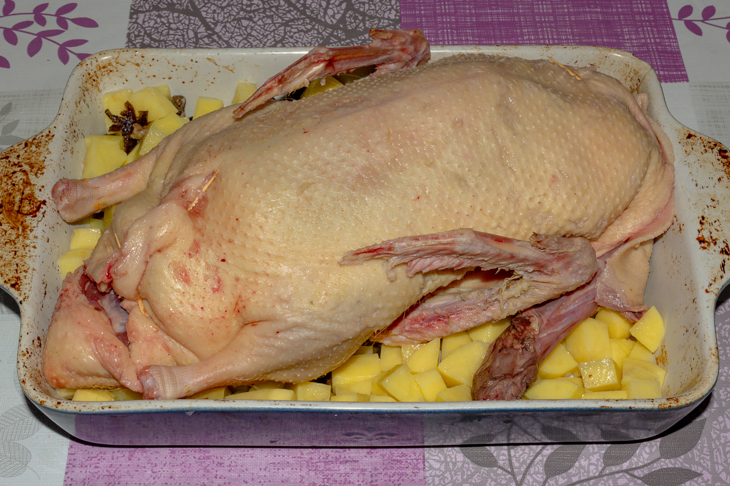 выложенные овощи по рецепту Утка с грибами и картофелем