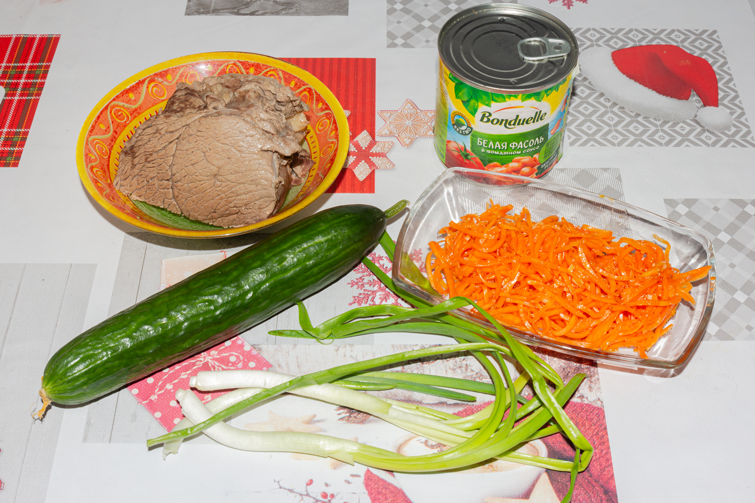 продукты для рецепта  Салат с говядиной, корейской морковью и фасолью 
