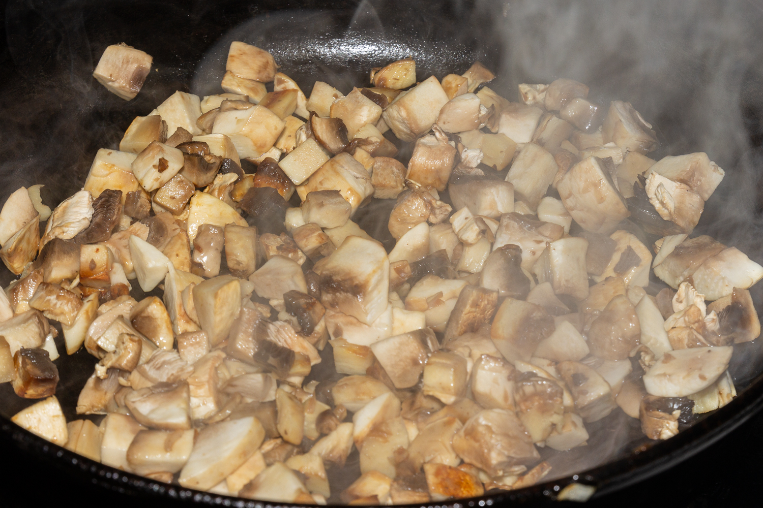 обжаренные грибы по рецепту Форель по-царски с гарниром