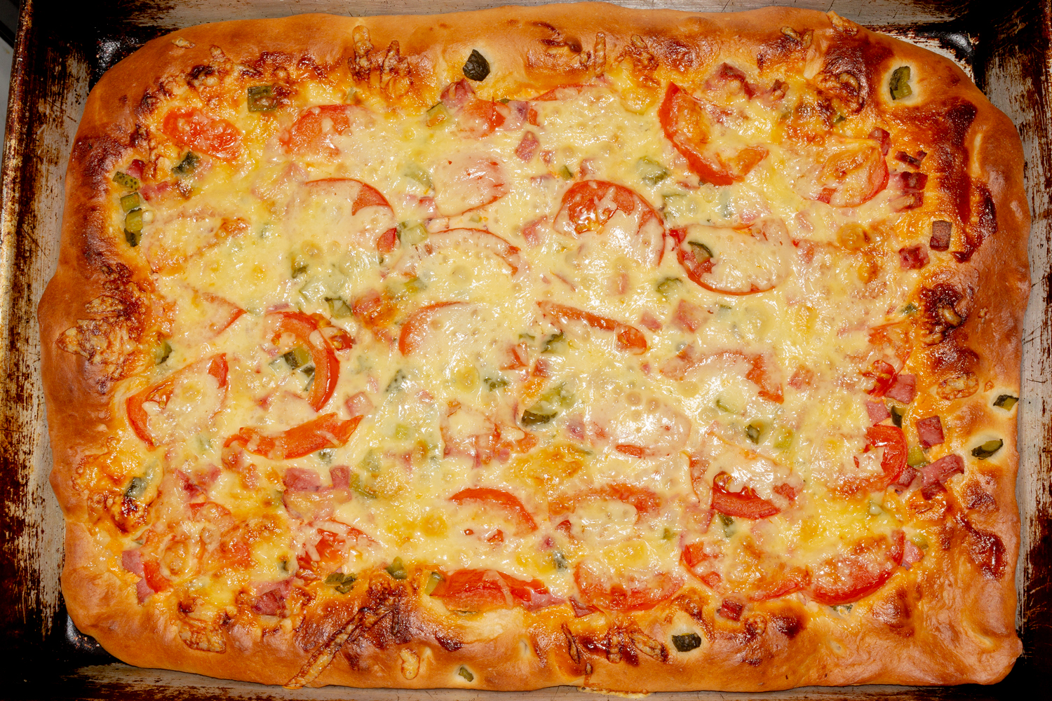 пицца по рецепту Пицца с колбасой и огурцами