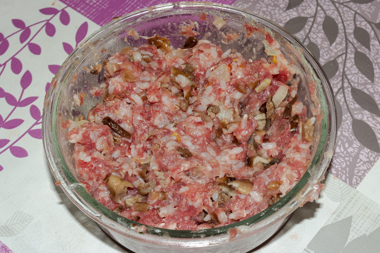 фарш по рецепту Тефтели с грибами в томатно-сметанном соусе