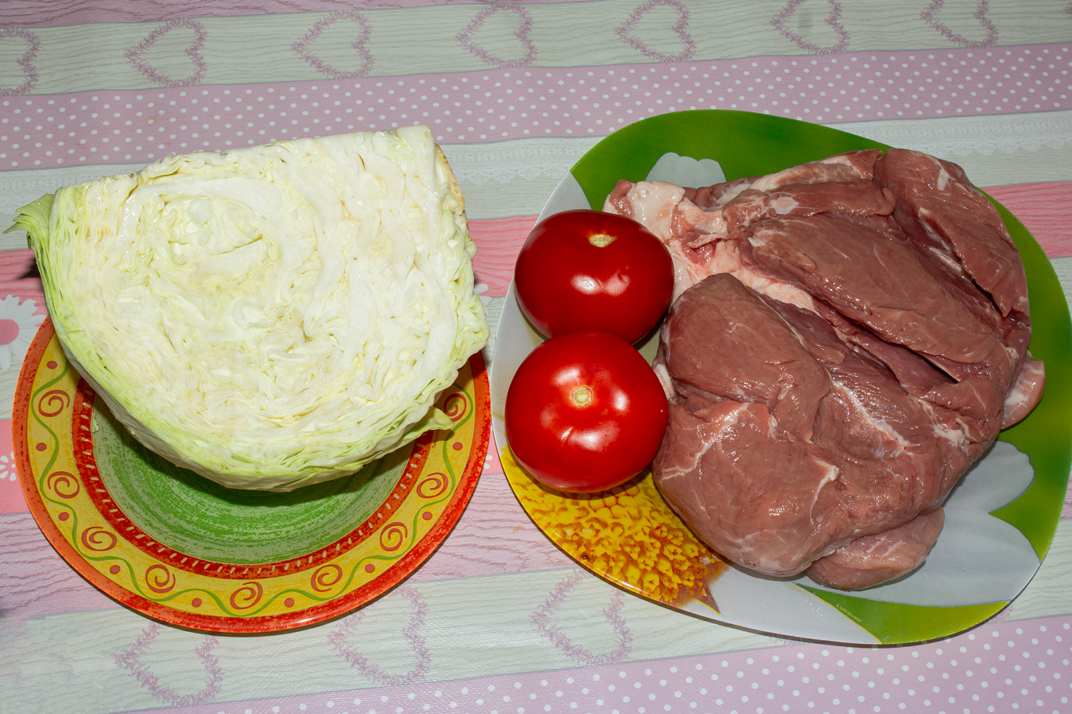 продукты для рецепта Тушеная капуста со свининой