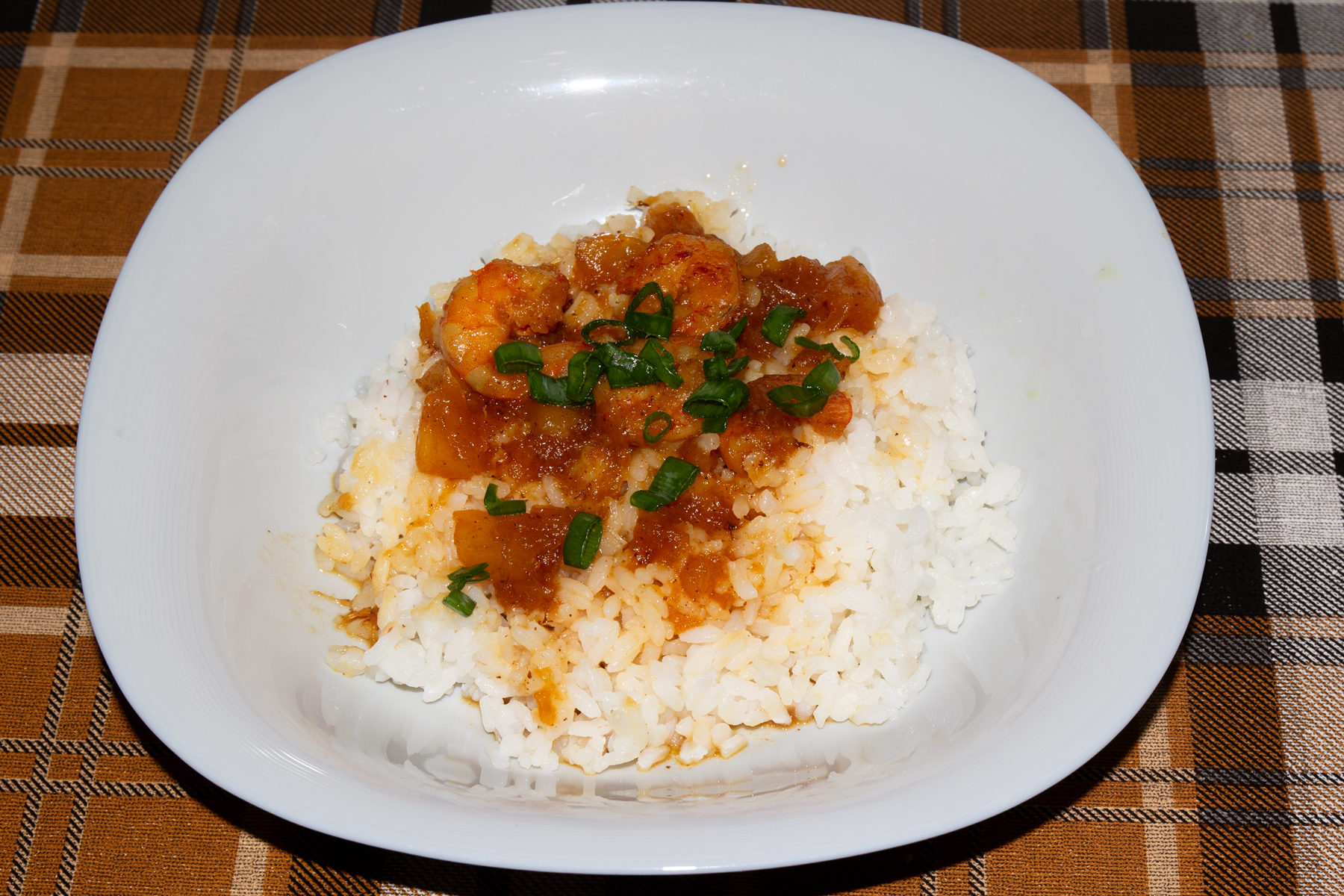 Фото к рецепту Креветки с ананасом в соусе терияки Креветки с ананасом в соусе терияки