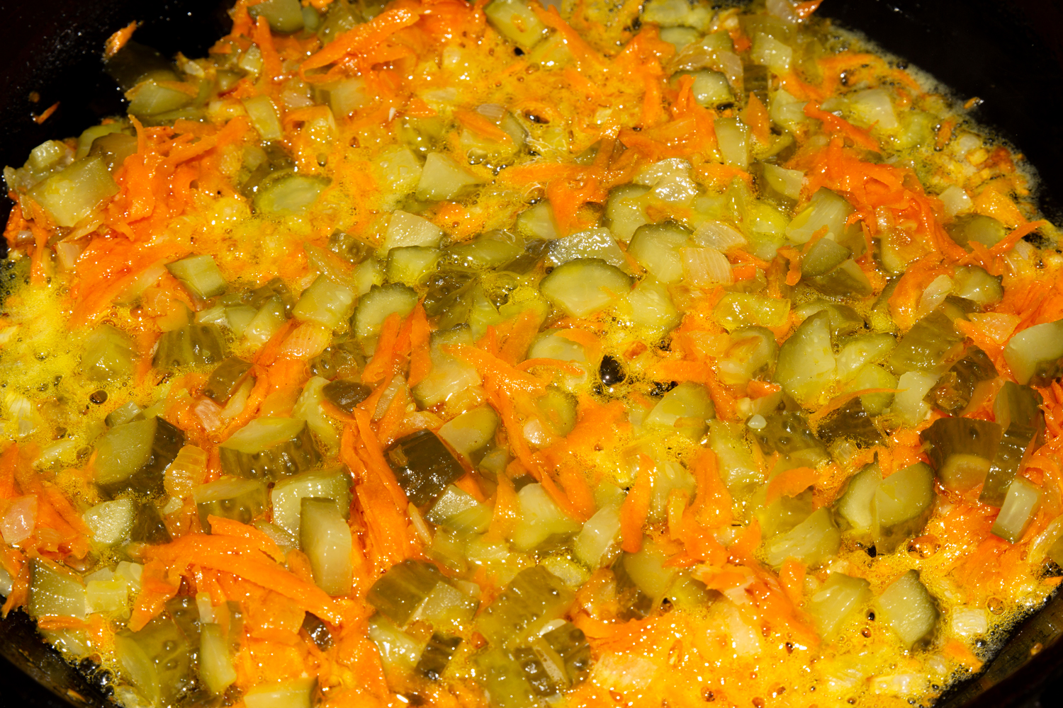 готовая зажарка по рецепту Рассольник с перловкой