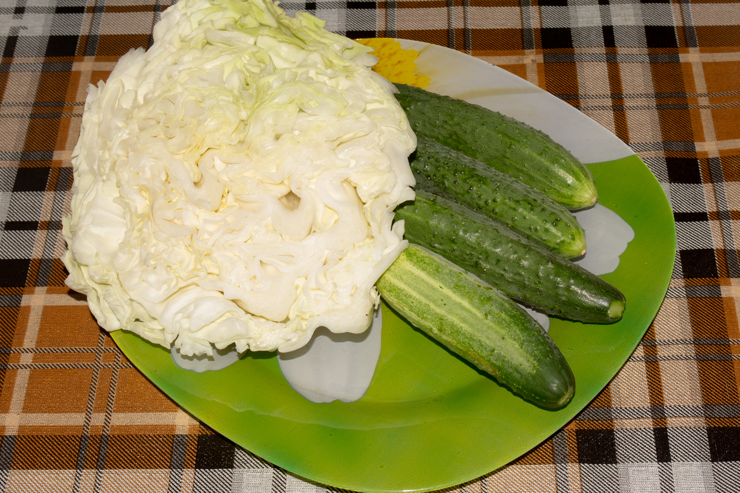 продукты для рецепта Капустный салат с огурцом