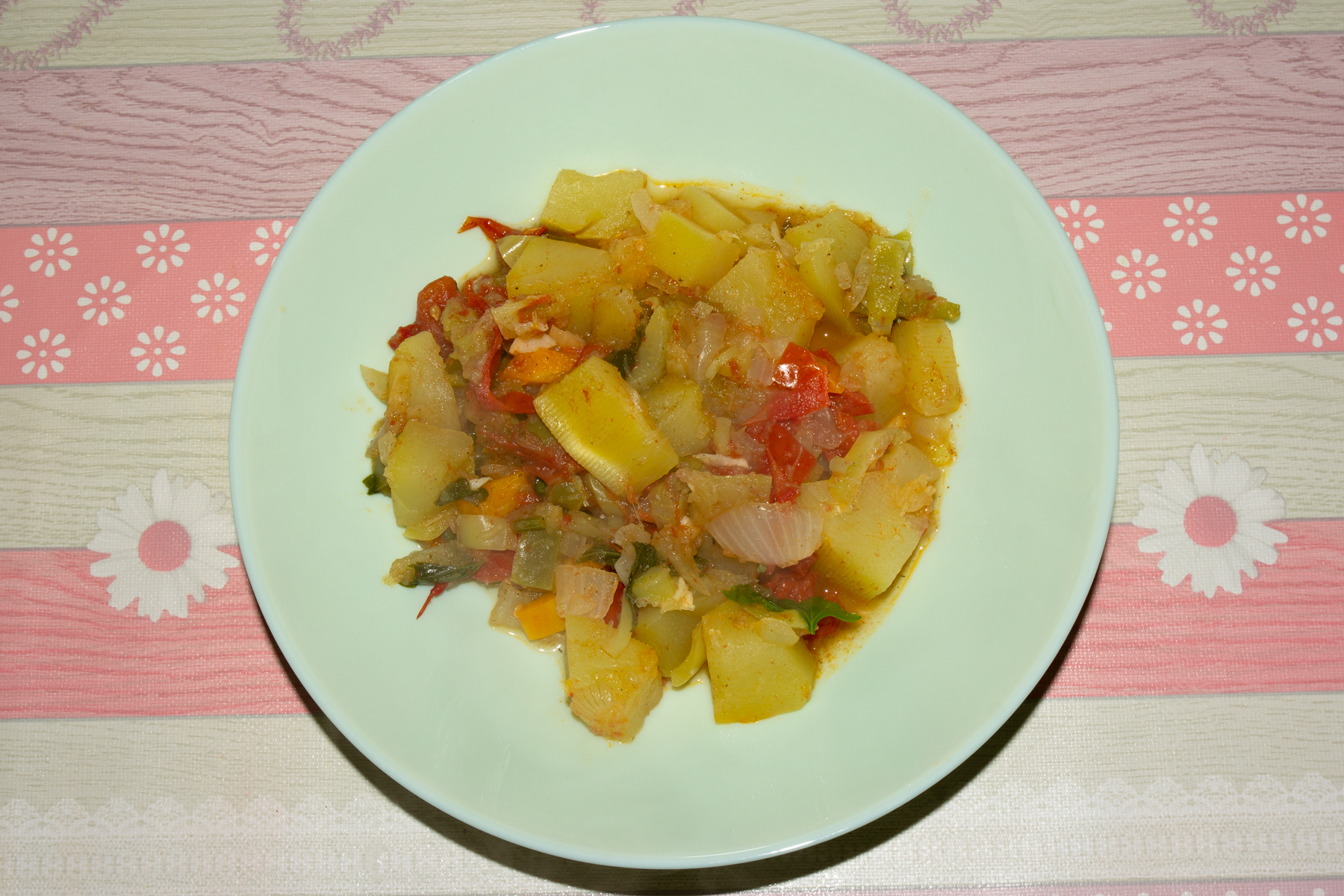 Фото к рецепту Рагу из кабачков Рагу из кабачков