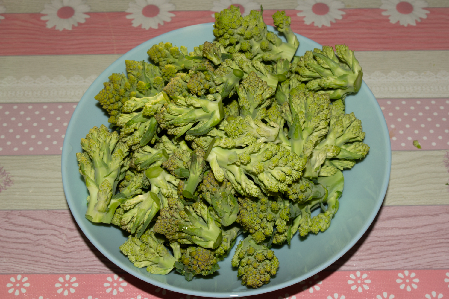 отваренная капуста по рецепту  Капуста Романеско с креветками и сливочным соусом