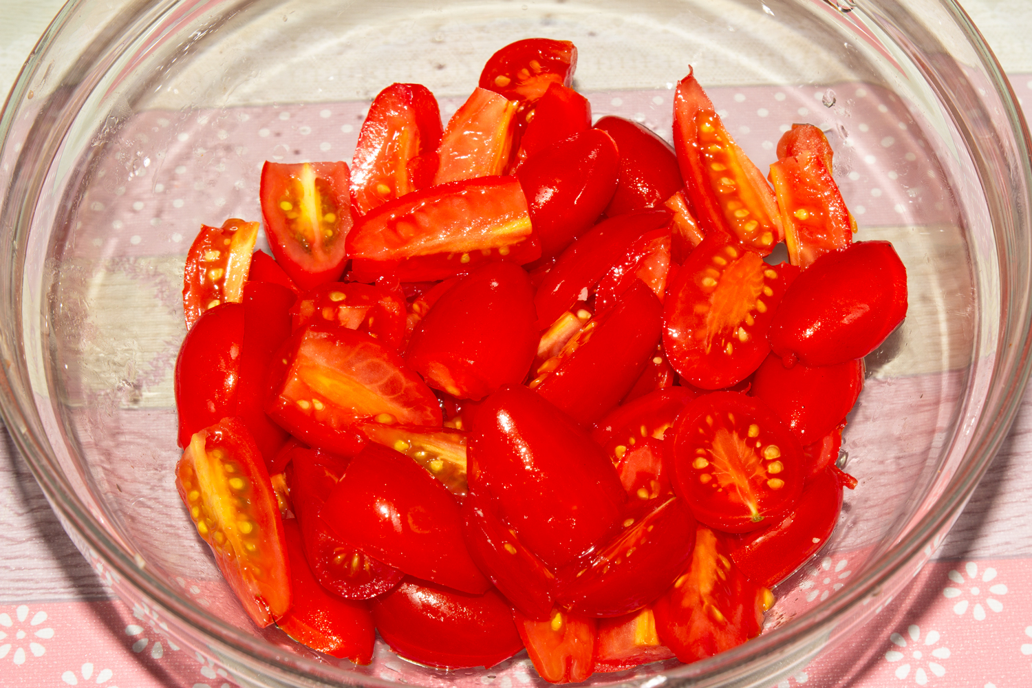 ингредиенты для рецепта Салат из красного перца и моцареллы продукты для рецепта Салат из красного перца и моцареллы