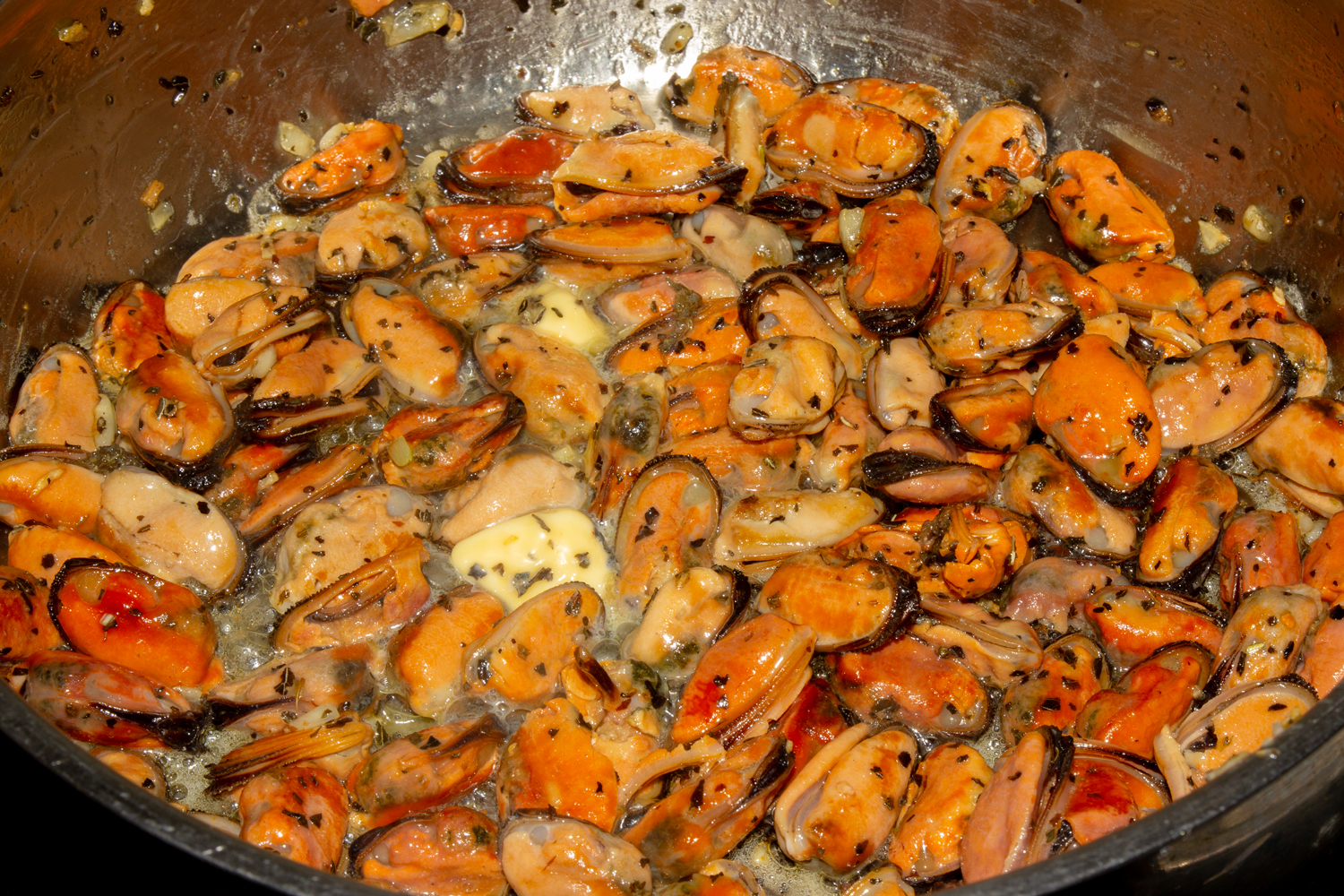 обжаренные мидии по рецепту Паста с мидиями в сливочном соусе