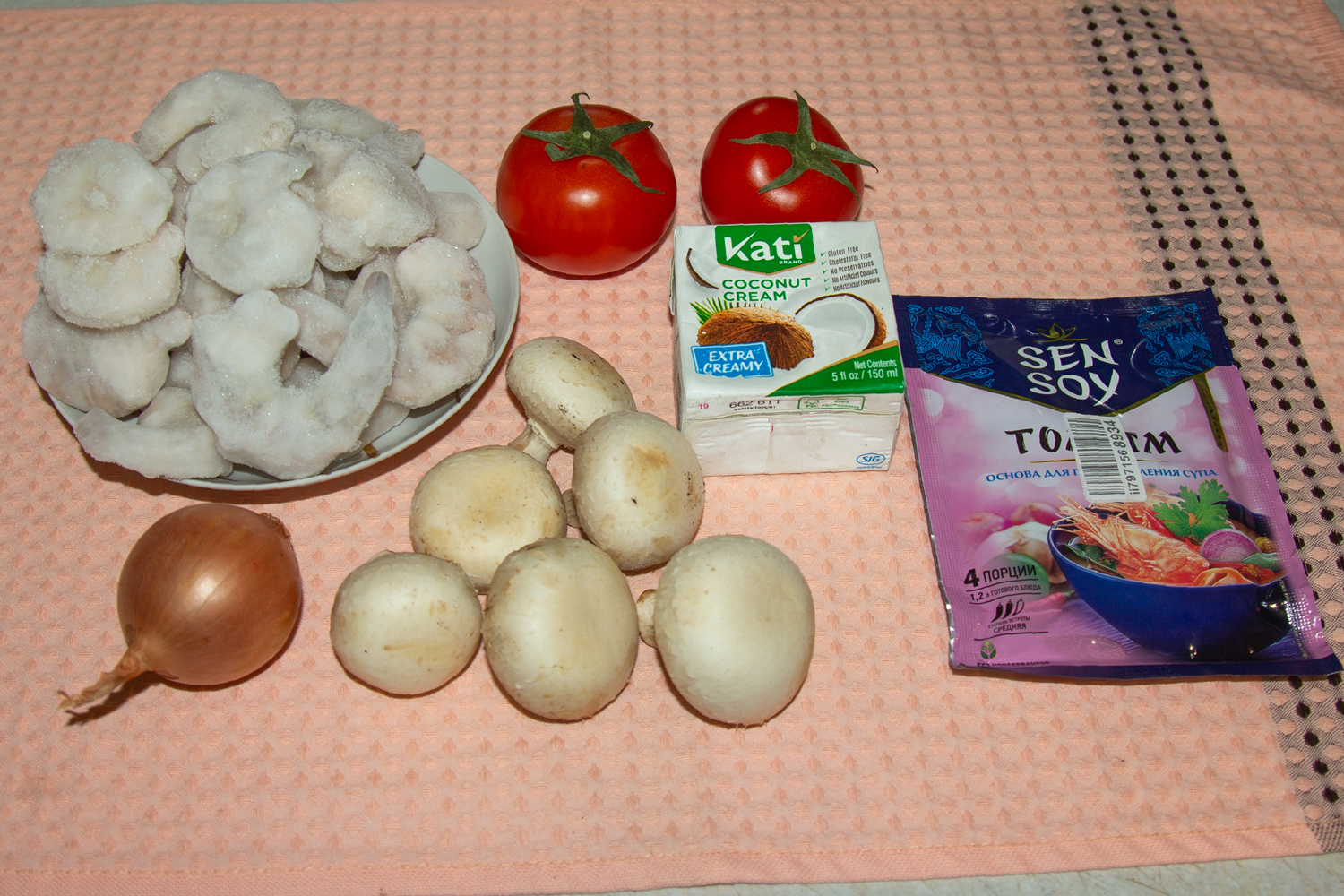 продукты для рецепта Том Ям с морепродуктами
