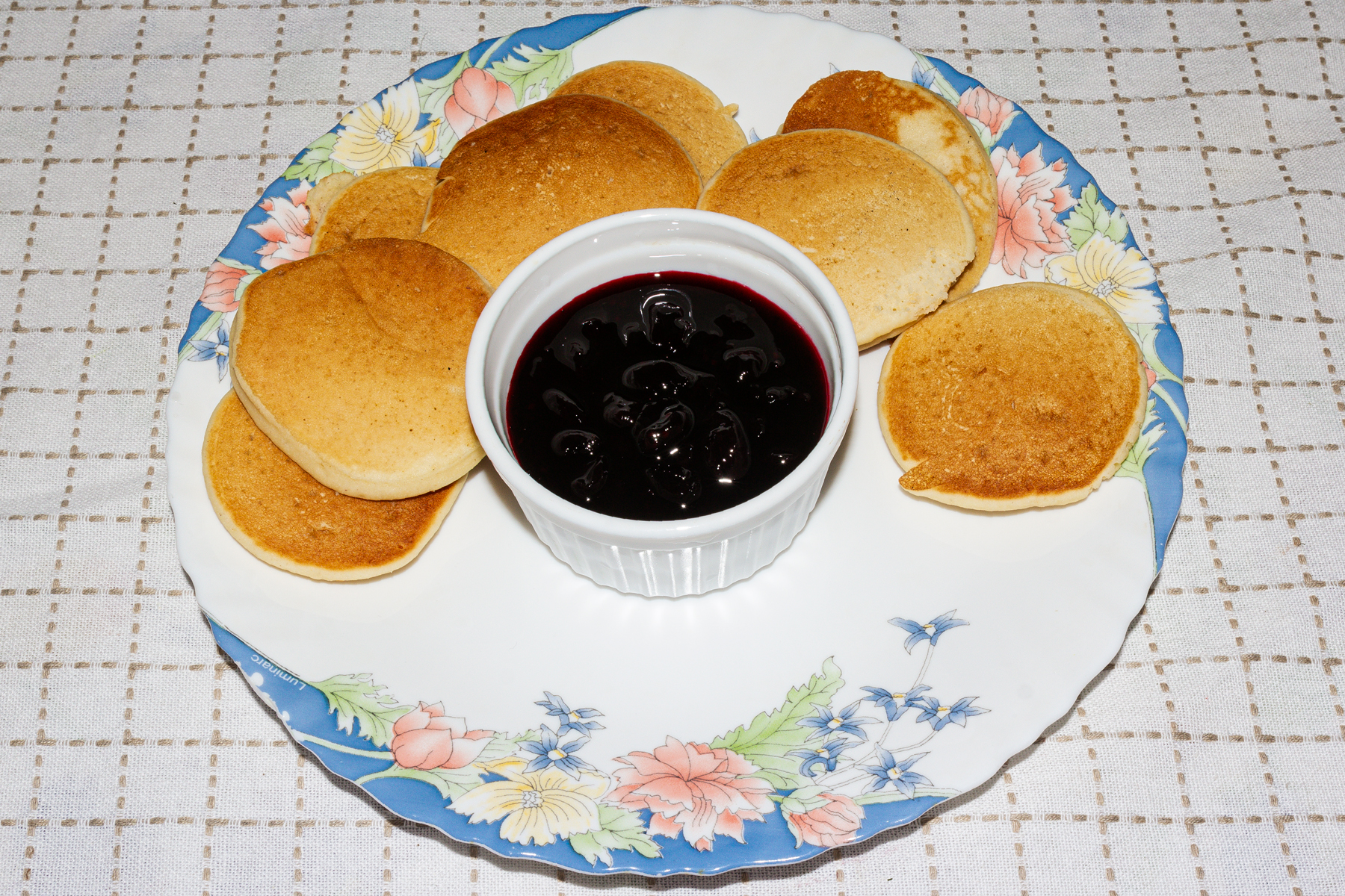 Фото к рецепту Панкейки на рисовой муке Панкейки на рисовой муке