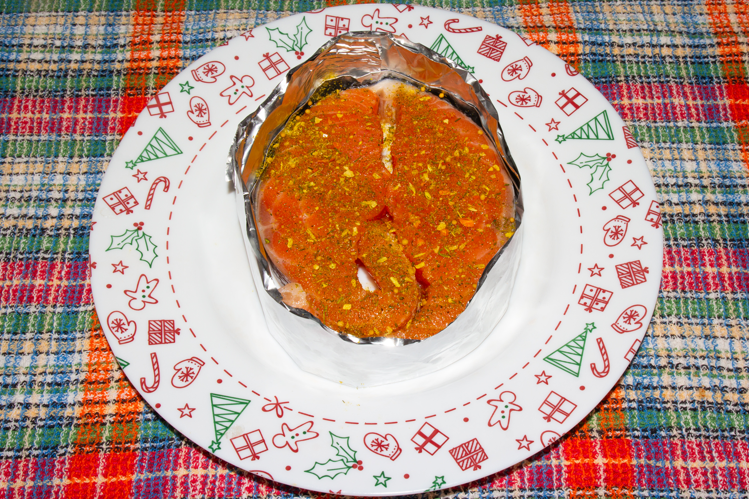 семга в специях по рецепту Семга запеченная с ананасом и сыром