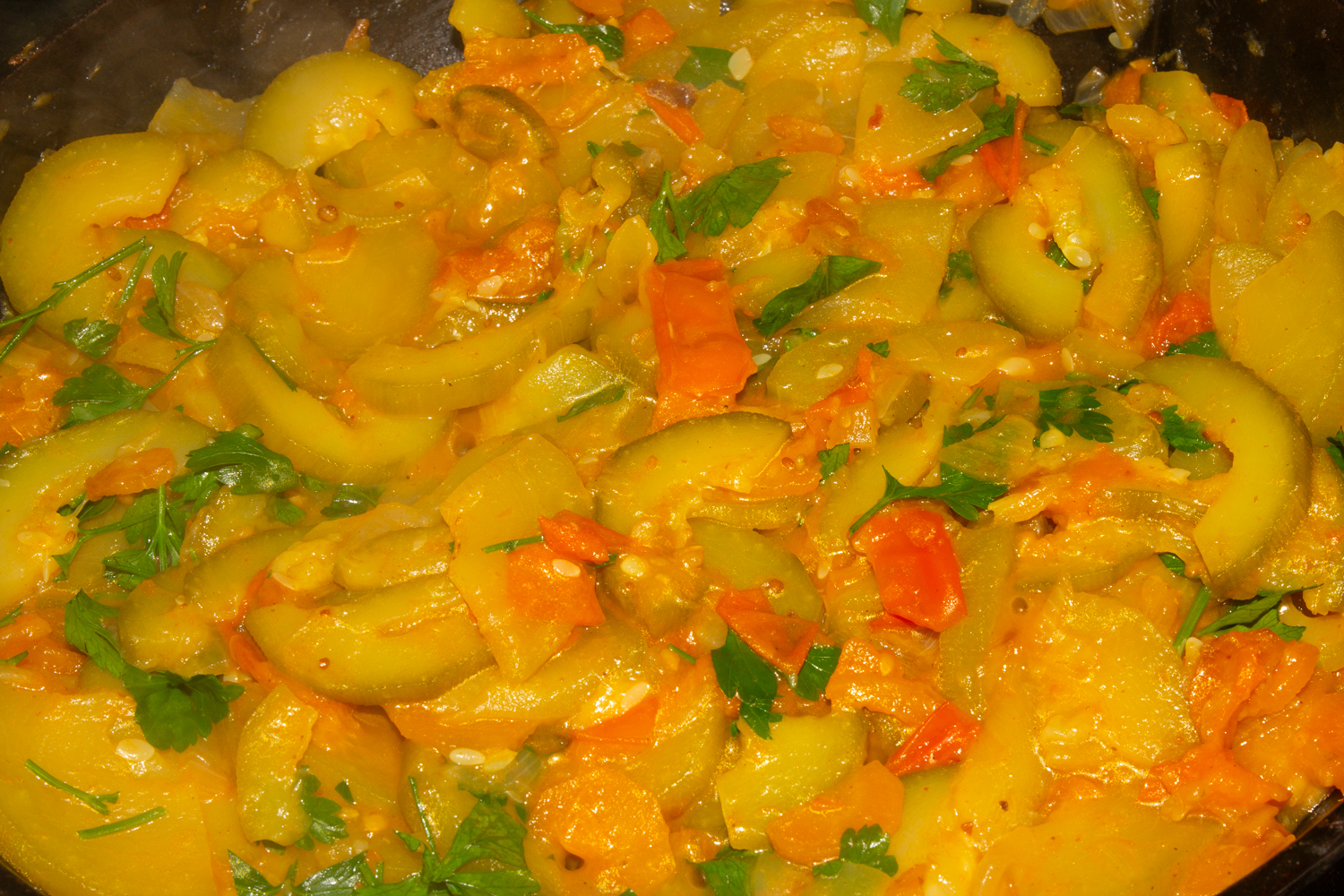 готовые овощи по рецепту Тушеные кабачки с морковью и помидорами