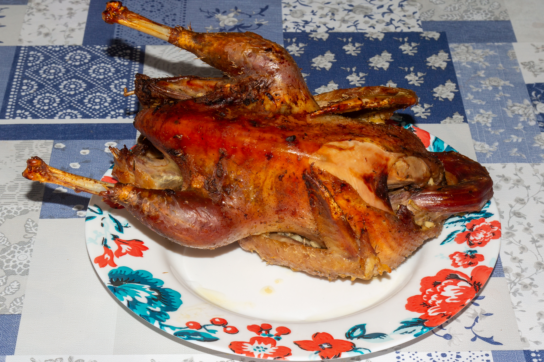 Цесарка в рукаве с апельсином