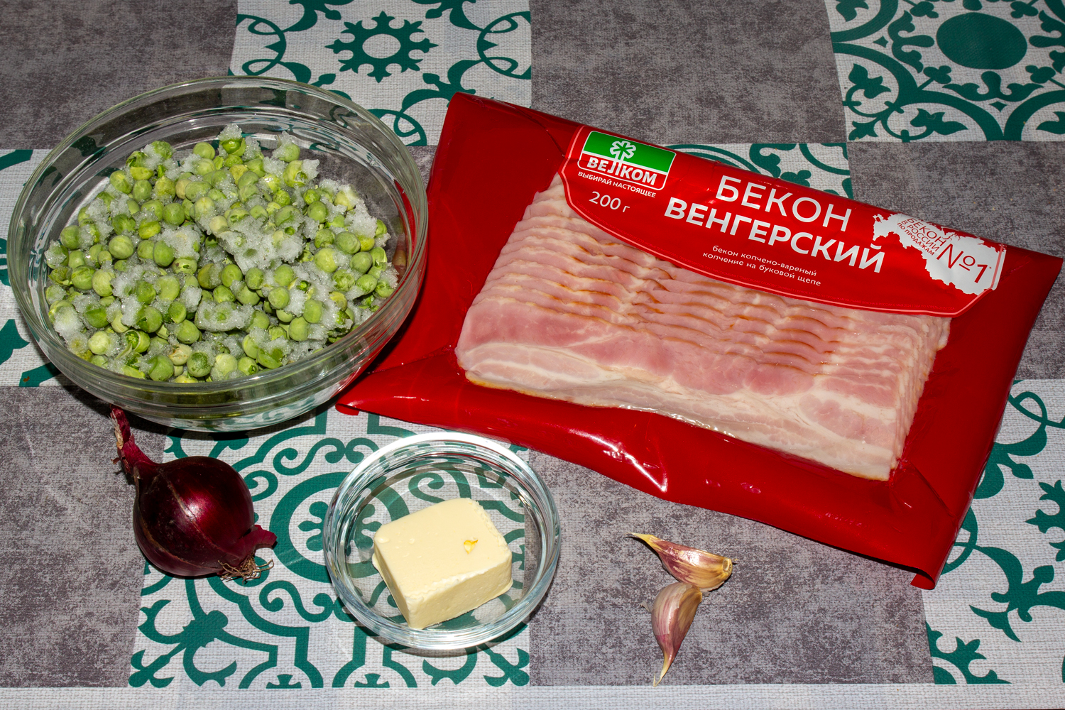 ингредиенты для рецепта Зелёный горошек с беконом продукты для рецепта Зелёный горошек с беконом
