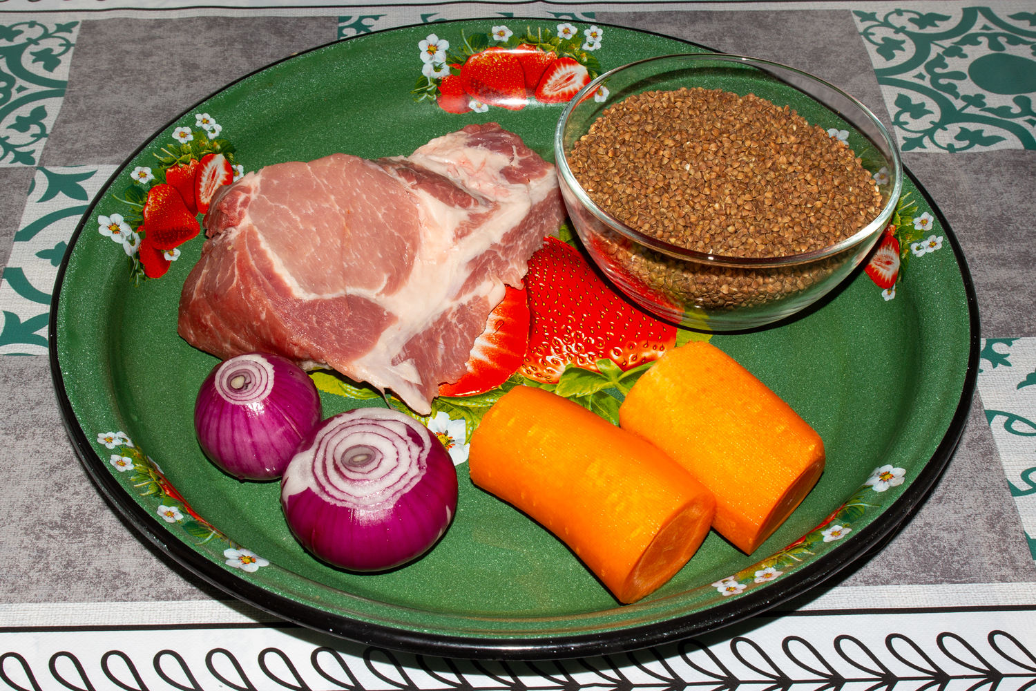 продукты для рецепта Гречневая каша с мясом